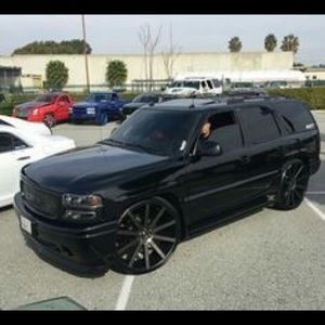 Meet your Posher, Dominique